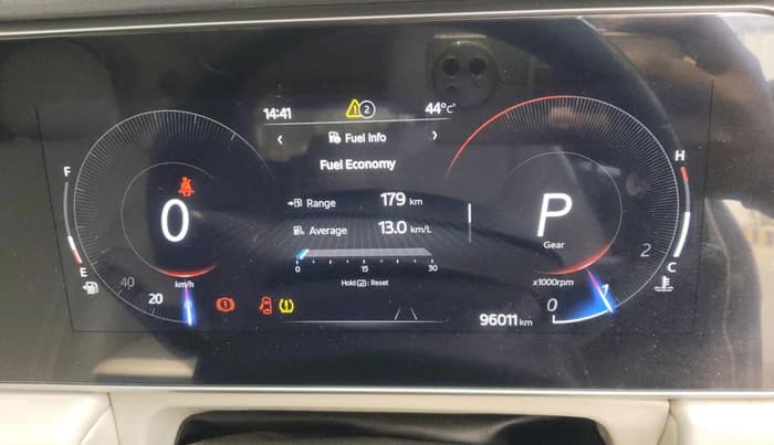 2022 Mahindra XUV700 AX 7 LUXURY D AT 7 STR, Diesel, Automatic, 96,011 km, interior