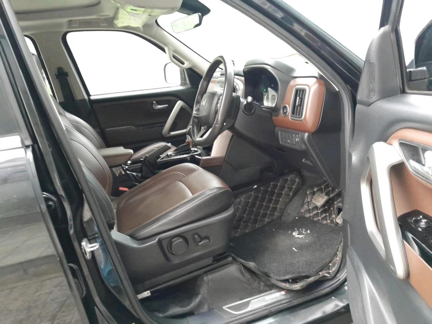 2024 Mahindra SCORPIO-N Z8 L DIESEL AT 2WD 7 STR, Diesel, Automatic, 44,206 km, interior