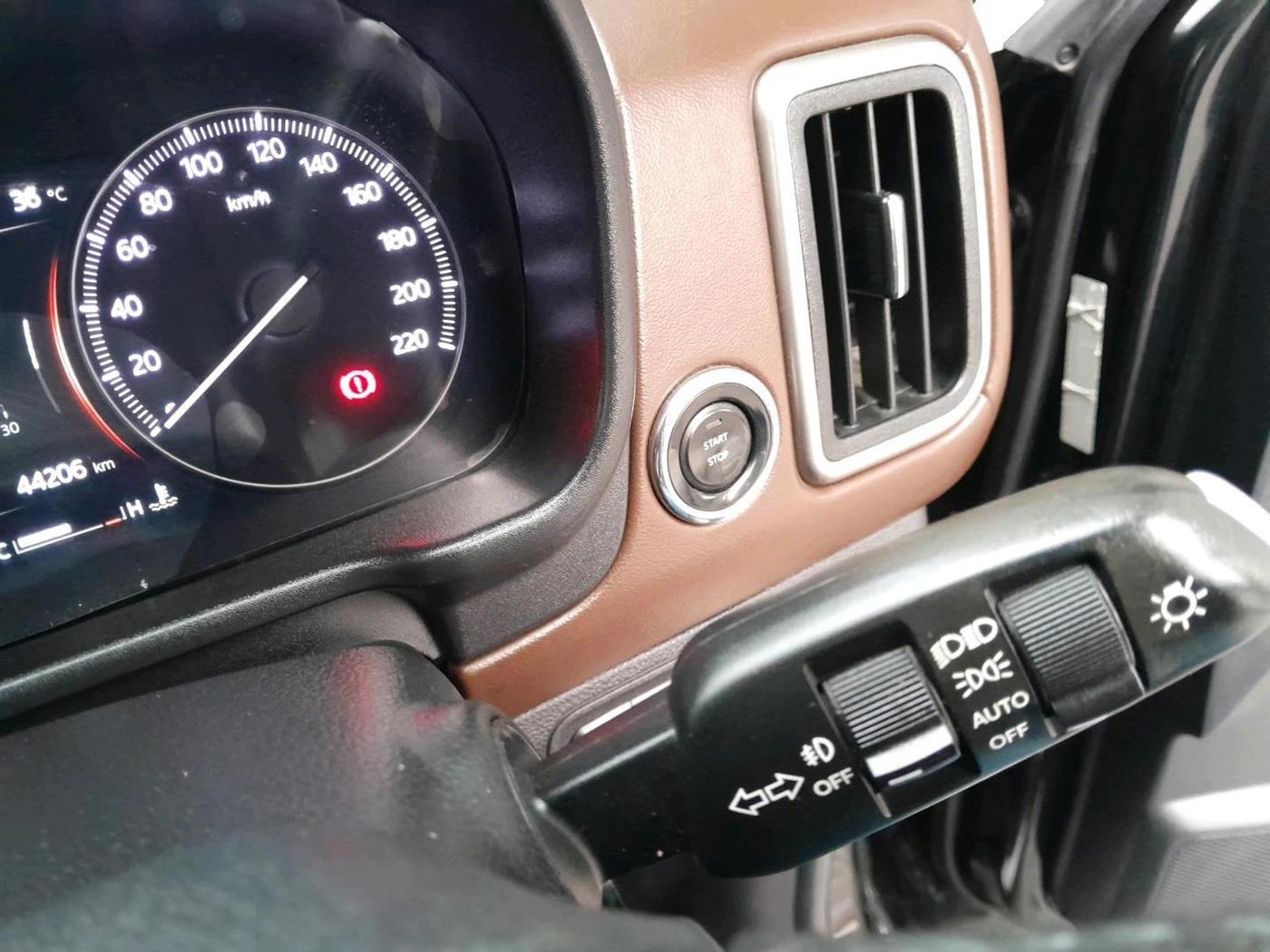 2024 Mahindra SCORPIO-N Z8 L DIESEL AT 2WD 7 STR, Diesel, Automatic, 44,206 km, interior