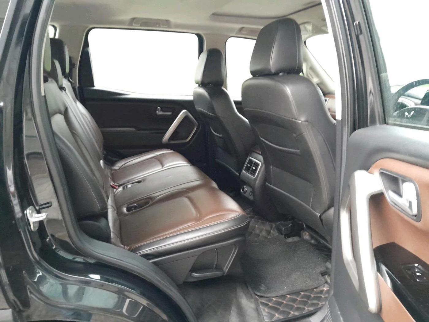 2024 Mahindra SCORPIO-N Z8 L DIESEL AT 2WD 7 STR, Diesel, Automatic, 44,206 km, interior