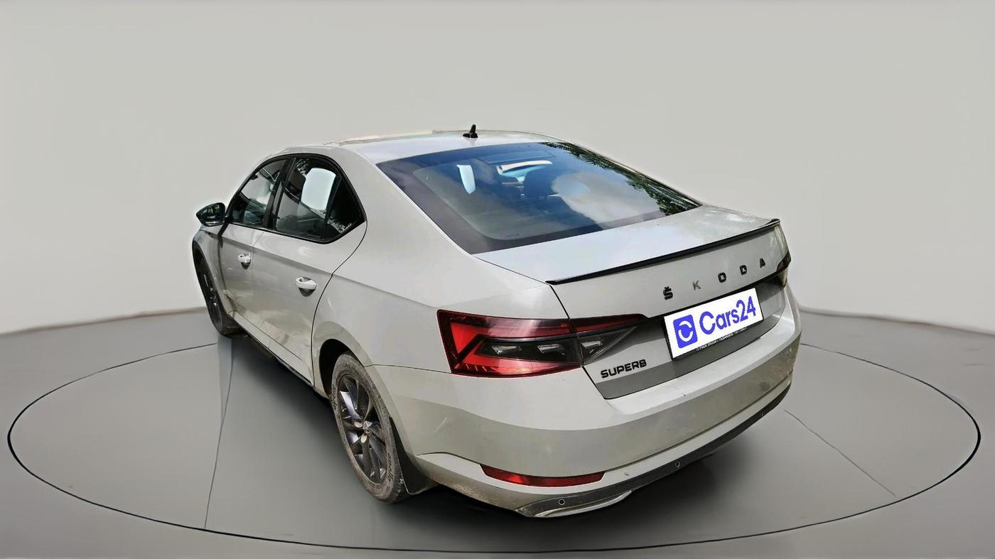 2022 Skoda Superb Sportline AT , Petrol, Automatic, 57,663 km, exterior