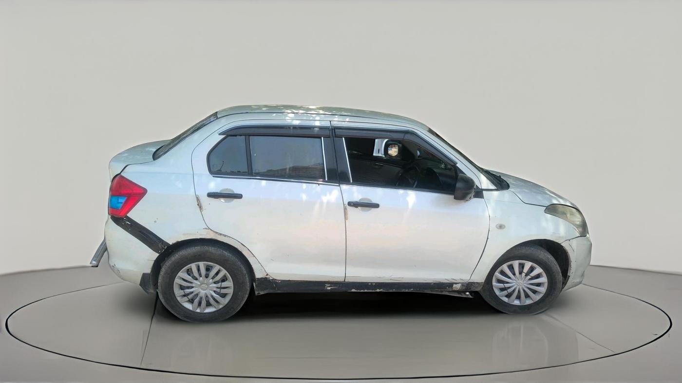 2016 Maruti Swift Dzire LXI, CNG, Manual, 1,89,257 km, exterior
