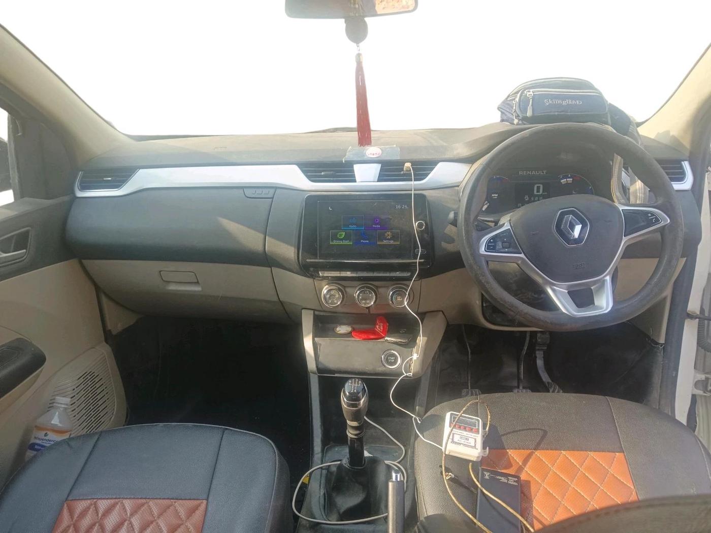 2023 Renault TRIBER RXZ, Petrol, Manual, 91,818 km, interior