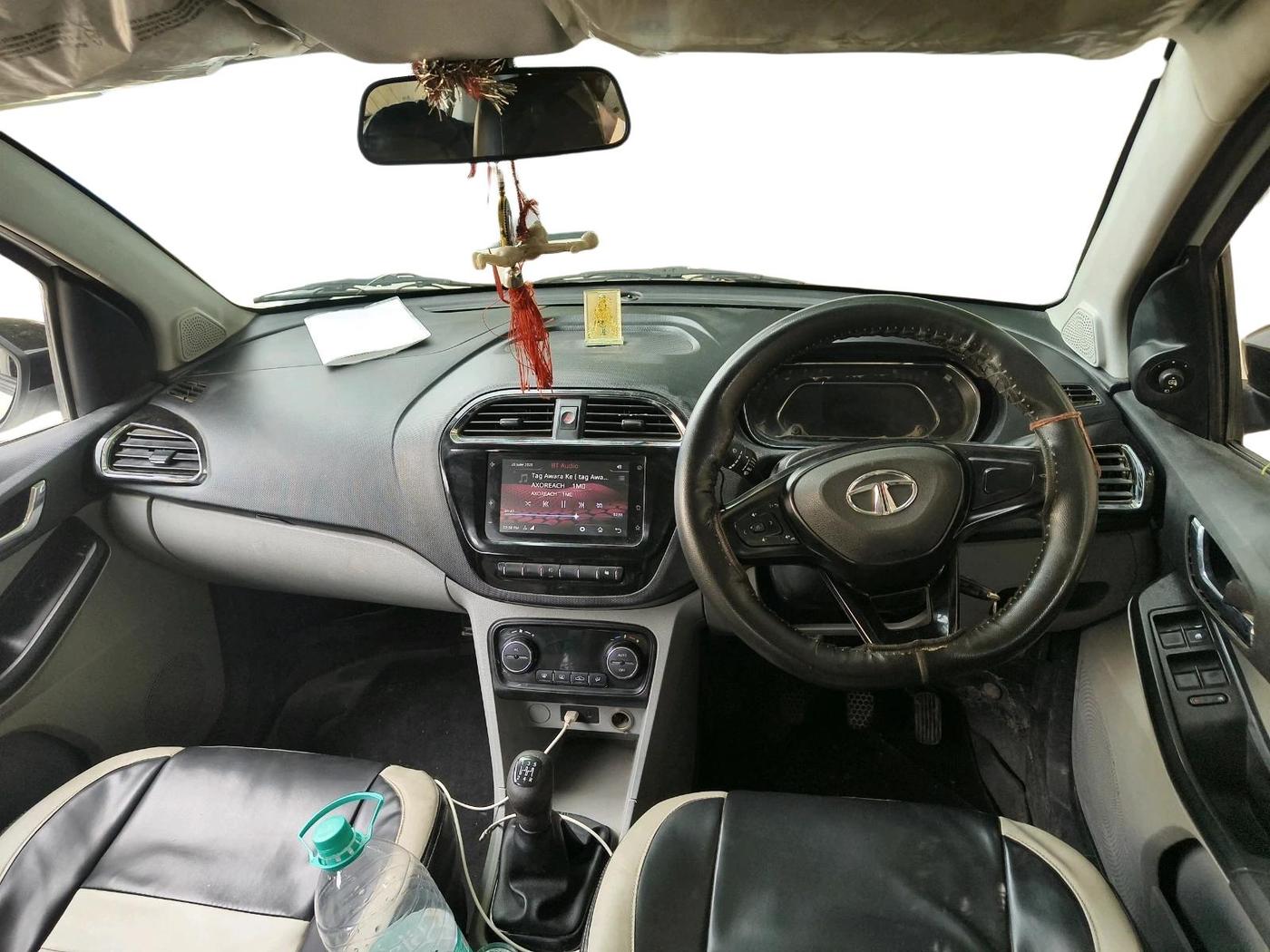 2020 Tata Tiago XZ PLUS PETROL, Petrol, Manual, 99,702 km, interior
