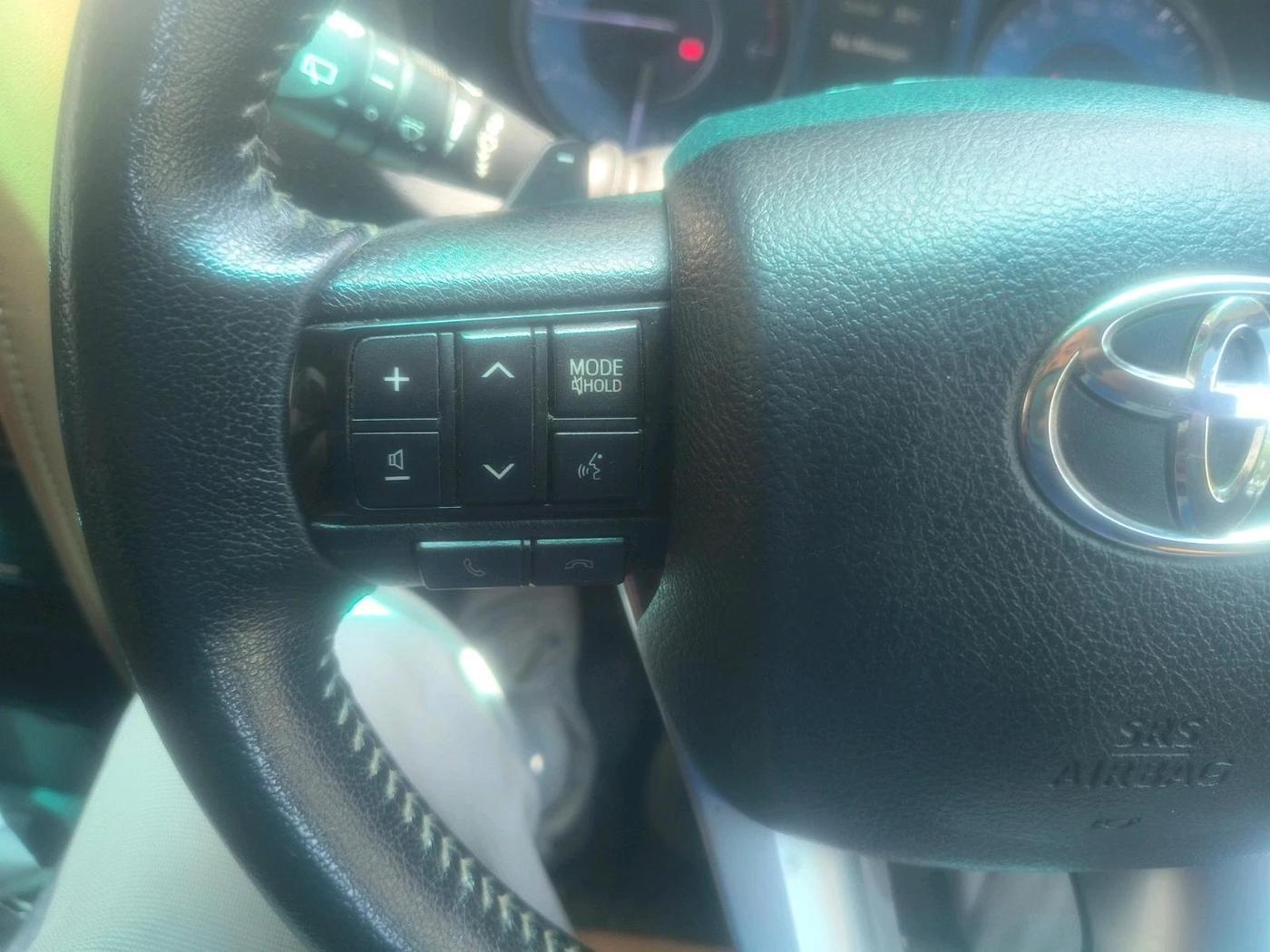 2023 Toyota Fortuner 4X2 AT 2.8 DIESEL, Diesel, Automatic, 81,248 km, interior
