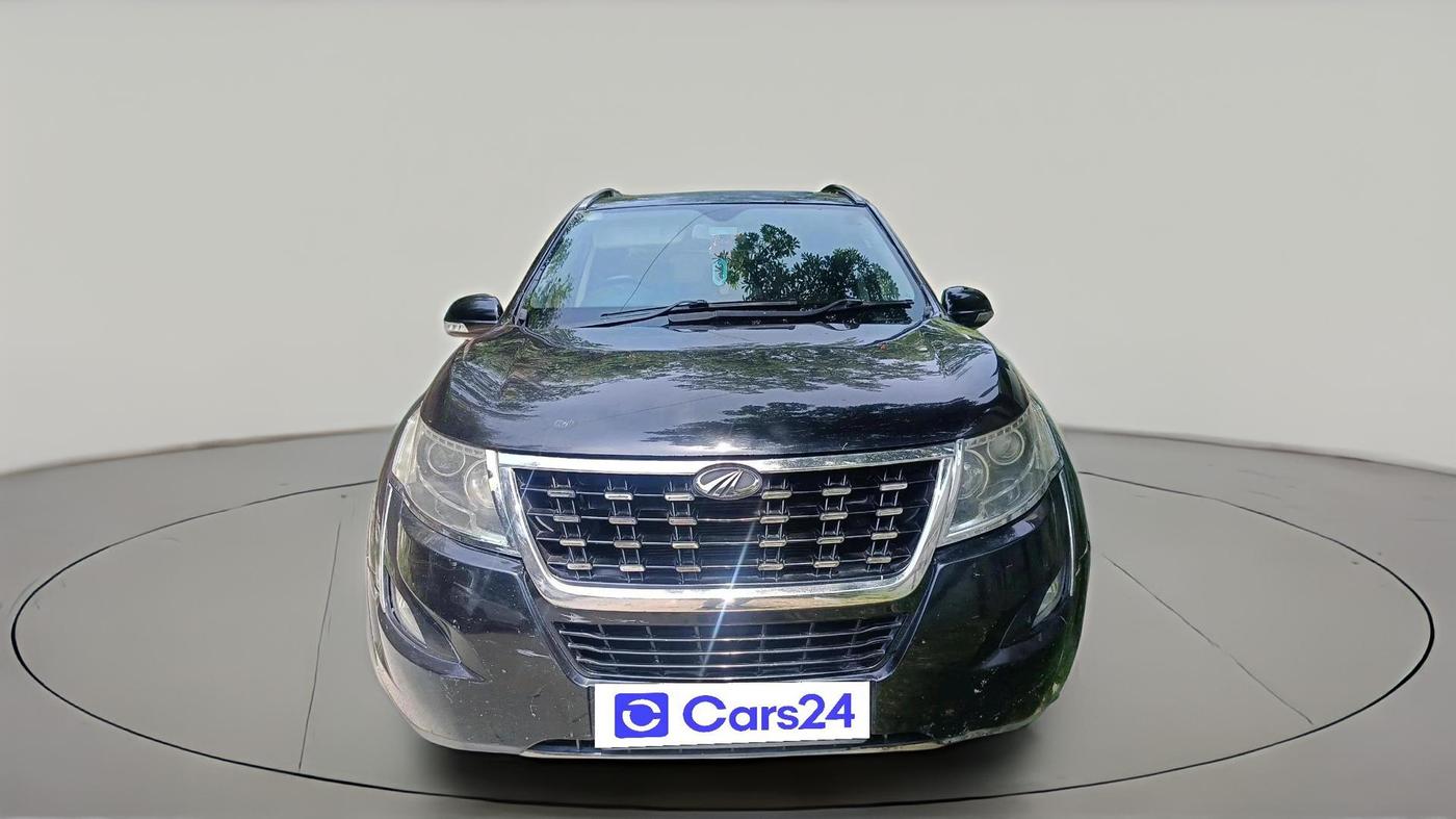 2018 Mahindra XUV500 W9, Diesel, Manual, 80,000 km, exterior