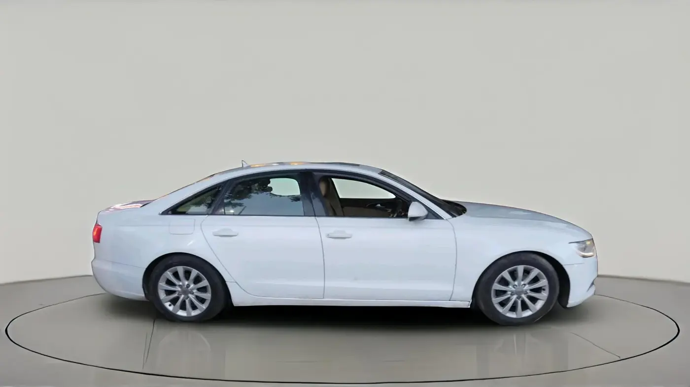 2015 Audi A6 35TDI PREMIUM, Diesel, Automatic, 1,07,688 km, exterior
