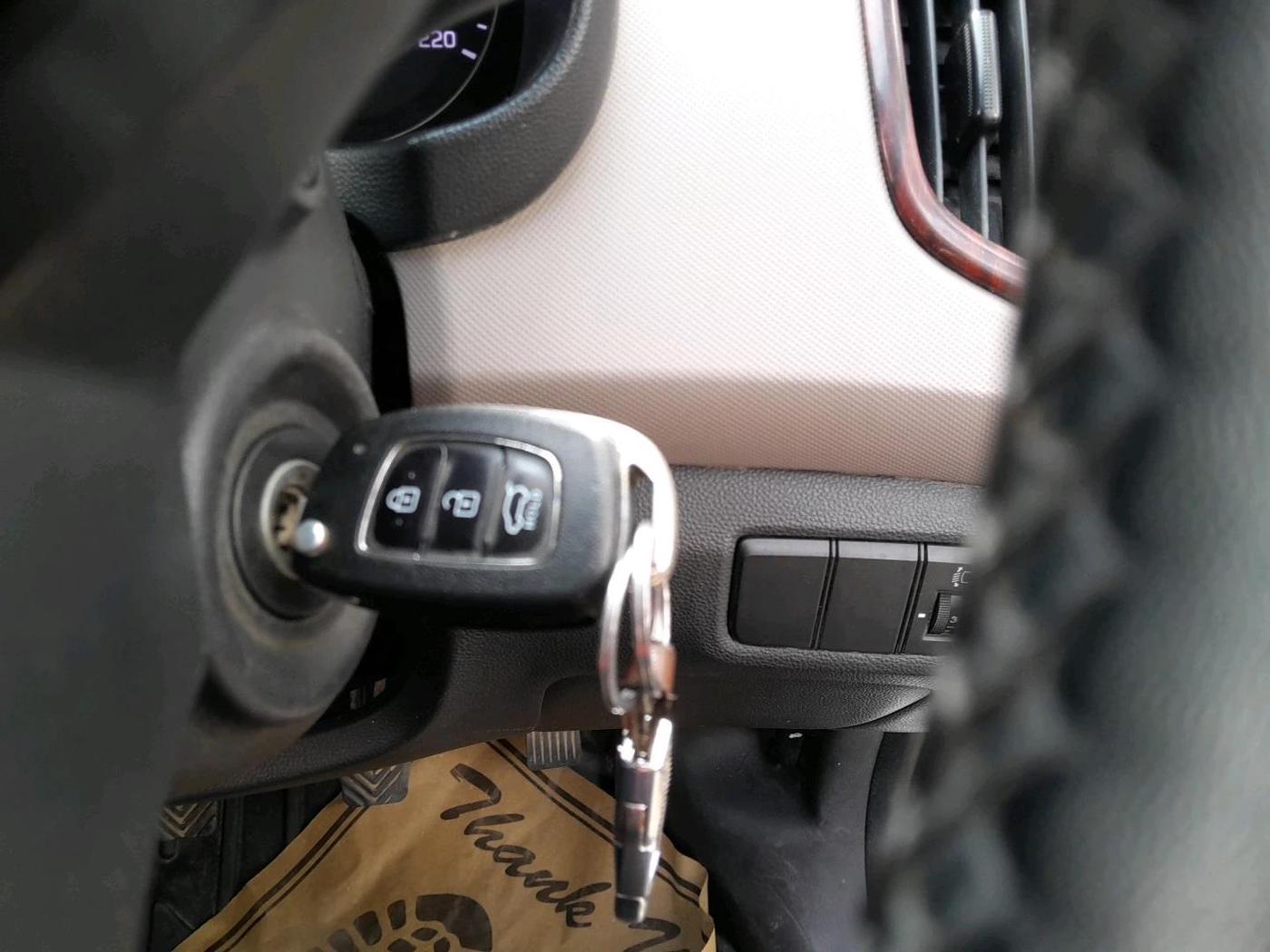 2018 Hyundai Creta E PLUS 1.4 DIESEL, Diesel, Manual, 2,56,699 km, interior