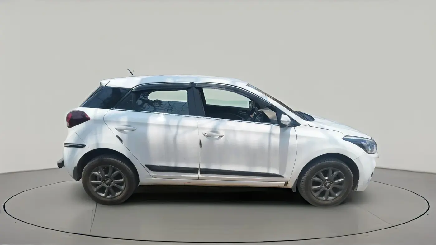 2019 Hyundai Elite i20 SPORTZ PLUS 1.4 CRDI, Diesel, Manual, 1,23,920 km, exterior