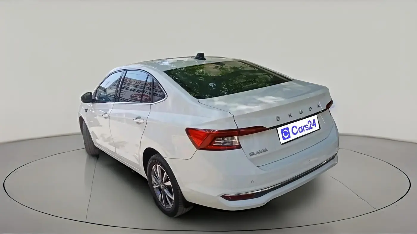 2024 Skoda SLAVIA STYLE 1.0L TSI AT, Petrol, Automatic, 16,897 km, exterior