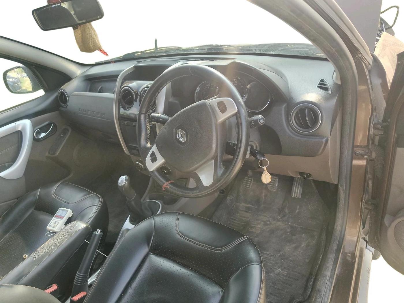 2017 Renault Duster 85 PS RXZ DIESEL, Diesel, Manual, 79,552 km, interior