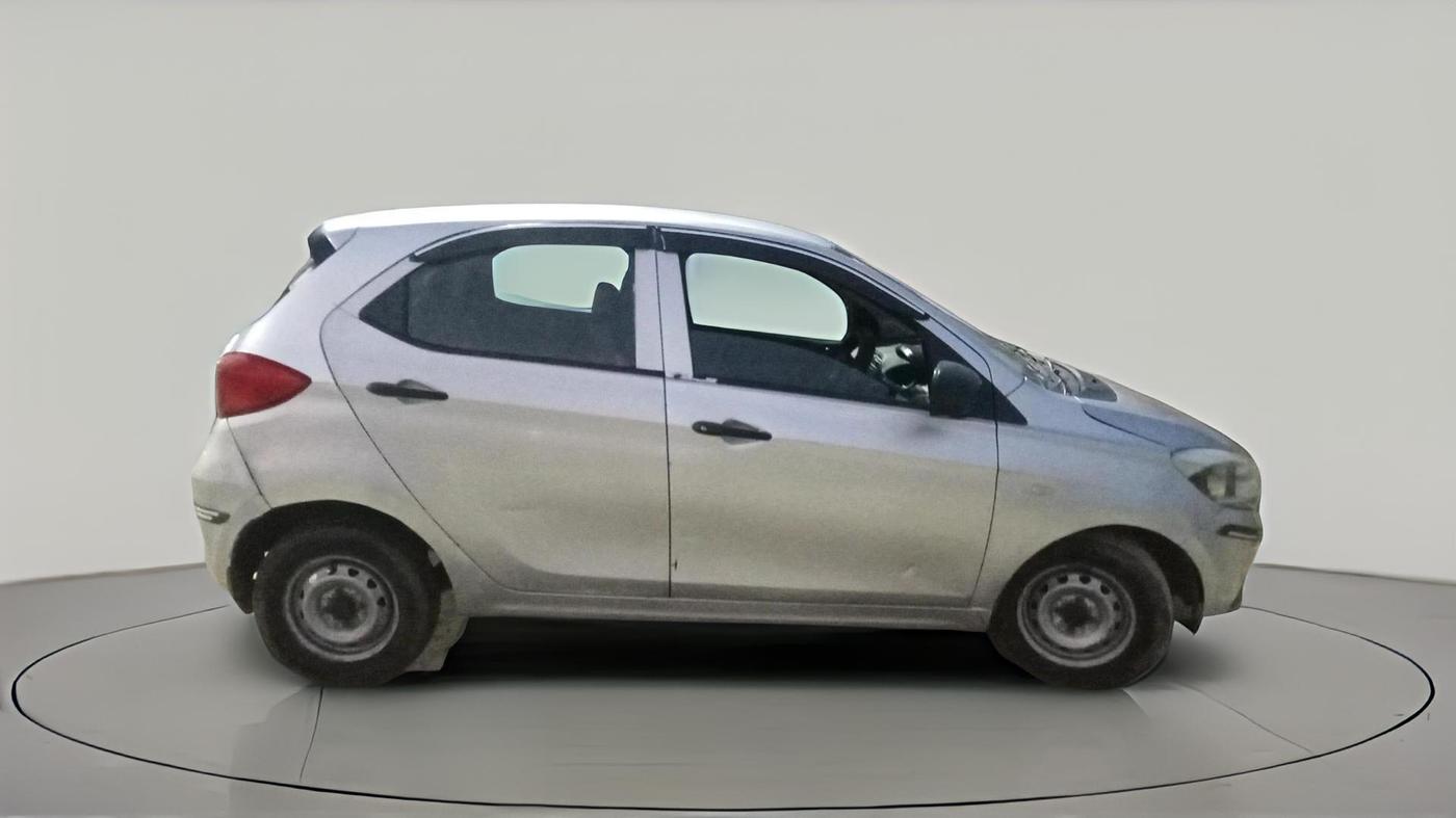 2018 Tata Tiago XE DIESEL, Diesel, Manual, 98,619 km, exterior