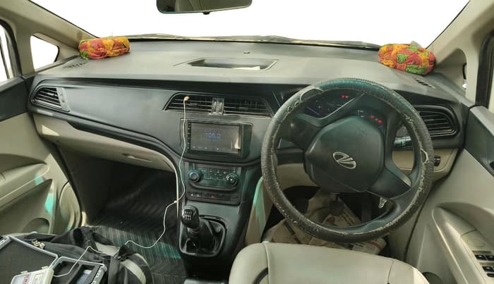 2019 Mahindra MARAZZO M2 8 STR, Diesel, Manual, 2,03,064 km, interior