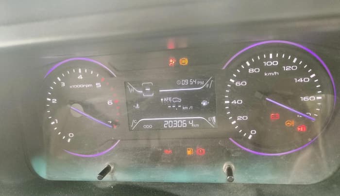 2019 Mahindra MARAZZO M2 8 STR, Diesel, Manual, 2,03,064 km, interior