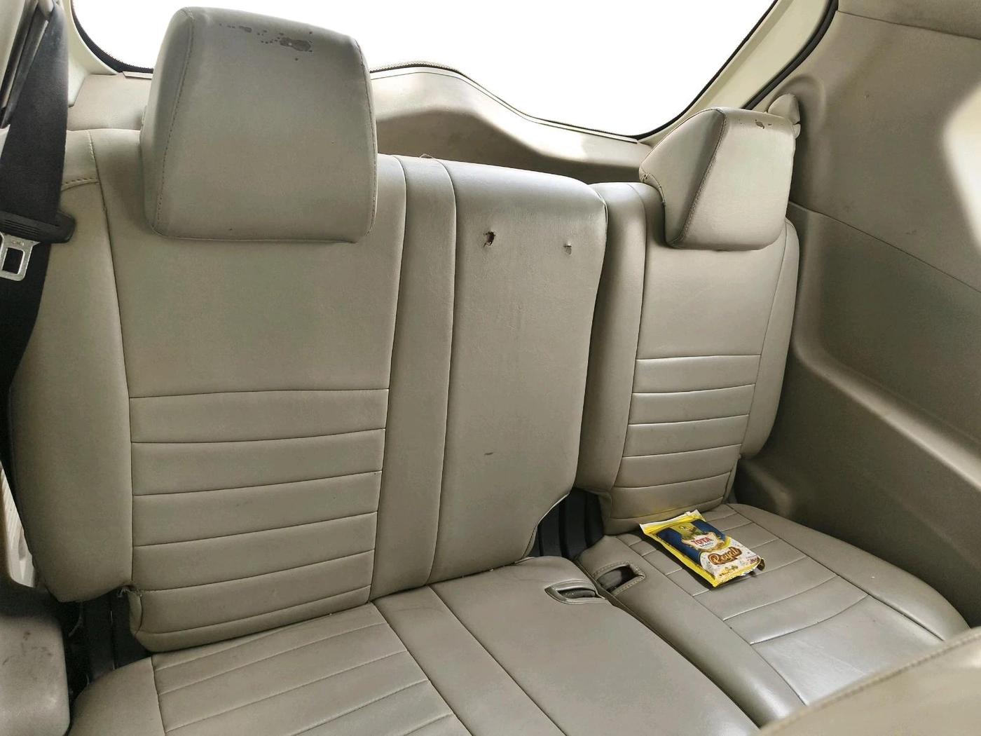 2019 Mahindra MARAZZO M2 8 STR, Diesel, Manual, 2,03,064 km, interior
