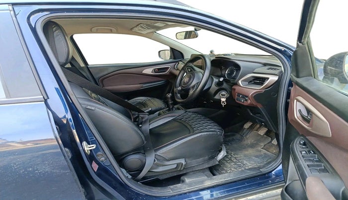 2023 Maruti FRONX DELTA 1.2 MT PETROL, Petrol, Manual, 33,246 km, interior