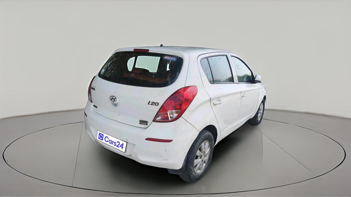 2013 Hyundai i20 SPORTZ 1.4 CRDI, Diesel, Manual, 2,46,092 km, exterior
