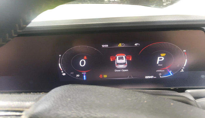 2025 Mahindra XUV700 AX 7 D AT 7 STR, Diesel, Automatic, 22,947 km, interior