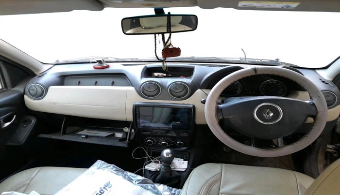 2013 Renault Duster 110 PS RXL DIESEL, Diesel, Manual, 1,26,566 km, interior