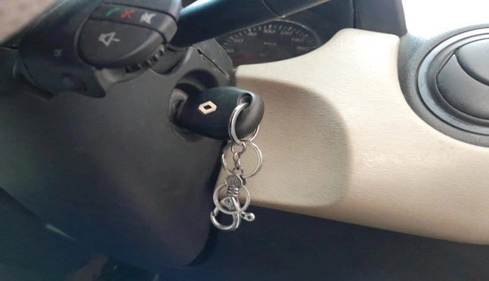 2013 Renault Duster 110 PS RXL DIESEL, Diesel, Manual, 1,26,566 km, interior