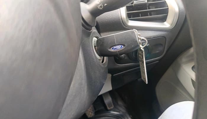 2015 Ford Ecosport TREND 1.5L DIESEL, Diesel, Manual, 1,19,110 km, interior