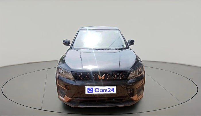 2023 Mahindra XUV400 EC 3.3 KW, Electric, Automatic, 74,872 km, exterior