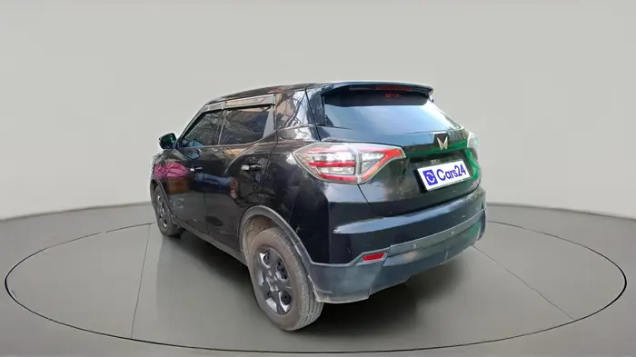2023 Mahindra XUV400 EC 3.3 KW, Electric, Automatic, 74,872 km, exterior