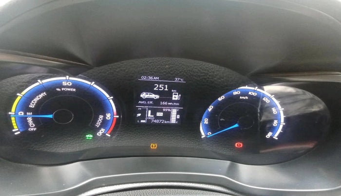 2023 Mahindra XUV400 EC 3.3 KW, Electric, Automatic, 74,872 km, interior