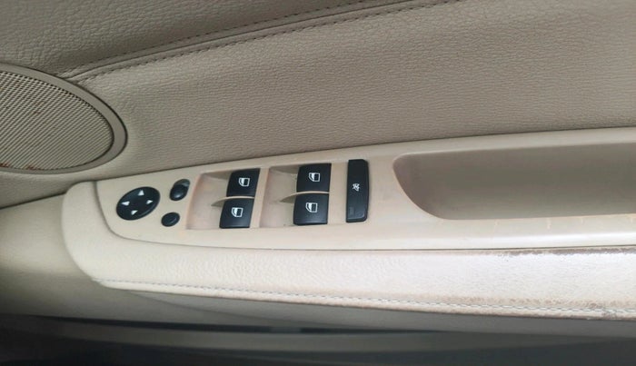 2013 BMW X5 xDrive 30d, Diesel, Automatic, 1,13,142 km, interior