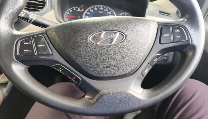 2018 Hyundai Grand i10 MAGNA U2 1.2 CRDI, Diesel, Manual, 1,00,855 km, interior