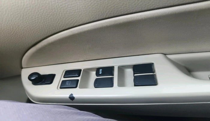 2015 Maruti Swift Dzire VDI, Diesel, Manual, 58,098 km, interior