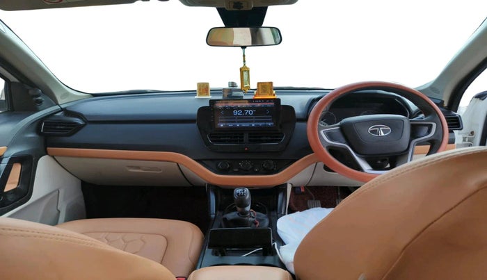 2021 Tata Safari XE, Diesel, Manual, 85,808 km, interior