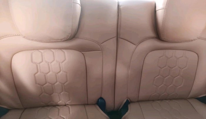 2021 Tata Safari XE, Diesel, Manual, 85,808 km, interior