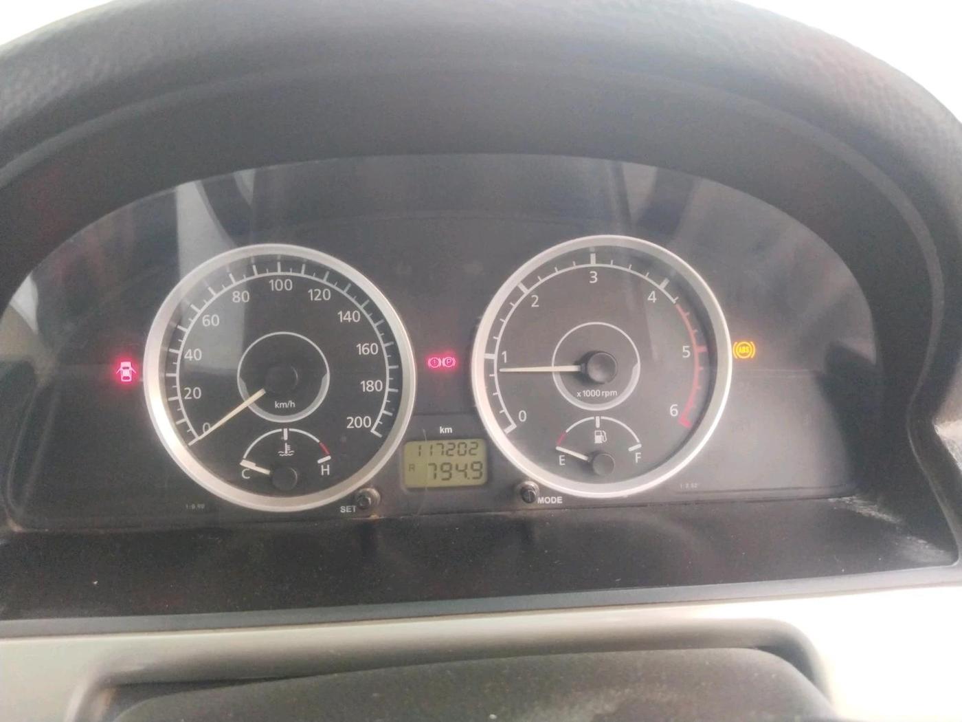 2013 Tata Safari Storme 2.2 EX 4X2, Diesel, Manual, 1,17,202 km, interior