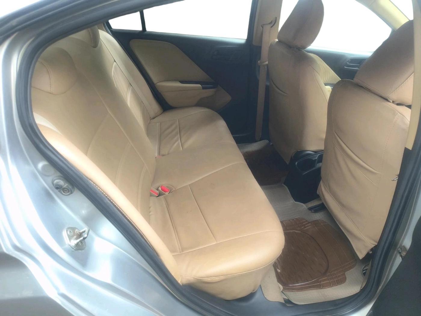 2015 Honda City 1.5L I-DTEC S, Diesel, Manual, 67,171 km, interior