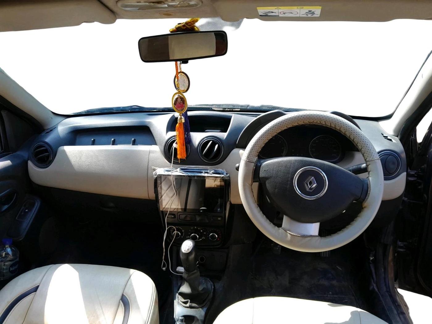 2014 Renault Duster 85 PS RXE DIESEL, Diesel, Manual, 1,25,950 km, interior
