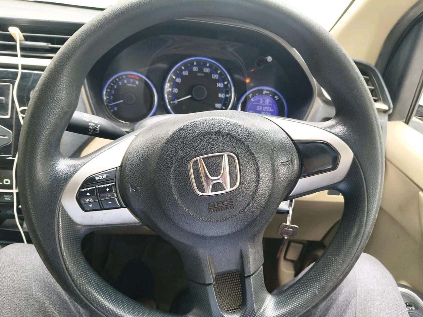 2016 Honda Amaze 1.2L I-VTEC S, Petrol, Manual, 31,293 km, interior
