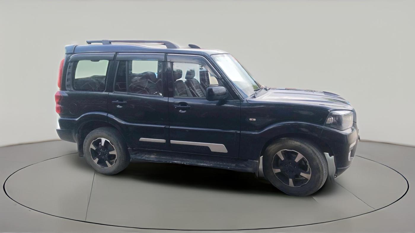 2024 Mahindra SCORPIO CLASSIC S 7STR, Diesel, Manual, 42,960 km, exterior