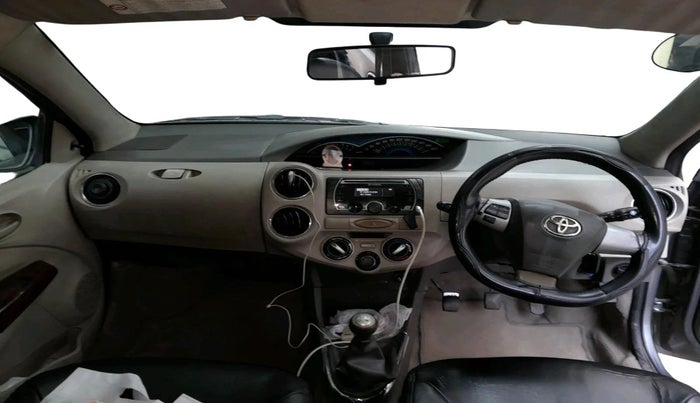2014 Toyota Etios V SP, Petrol, Manual, 71,501 km, interior