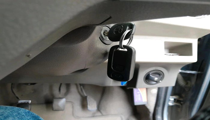 2014 Toyota Etios V SP, Petrol, Manual, 71,501 km, interior