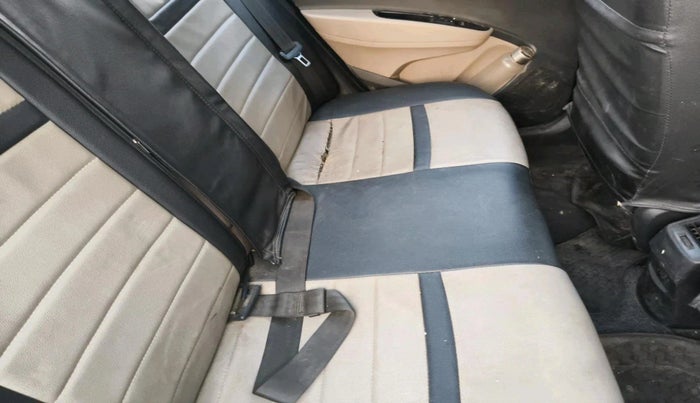 2016 Hyundai Xcent S 1.2, Petrol, Manual, 1,39,100 km, interior