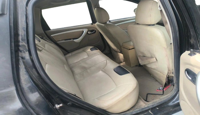 2014 Nissan Terrano XL (D), Diesel, Manual, 1,25,194 km, interior