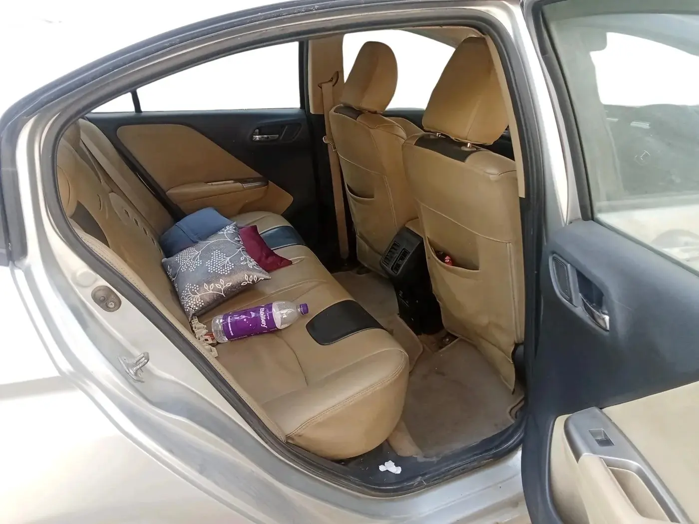 2014 Honda City 1.5L I-DTEC V, Diesel, Manual, 1,63,318 km, interior