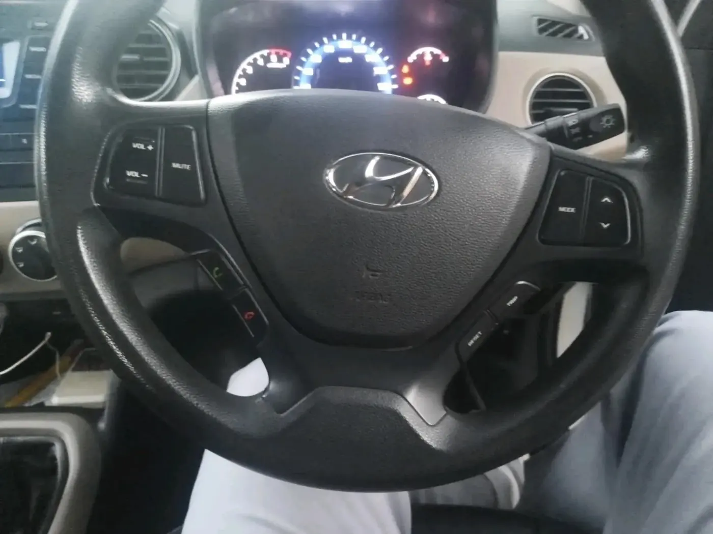 2017 Hyundai Xcent S 1.2 CRDI, Diesel, Manual, 83,418 km, interior