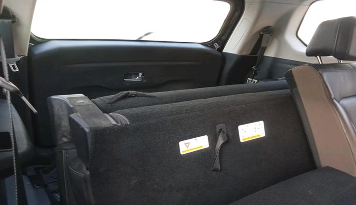 2022 Mahindra SCORPIO-N Z8 L DIESEL MT 2WD 7 STR, Diesel, Manual, 1,17,829 km, interior