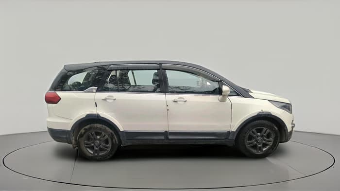 2019 Tata Hexa XT 4X2 7 STR, Diesel, Manual, 1,62,433 km, exterior