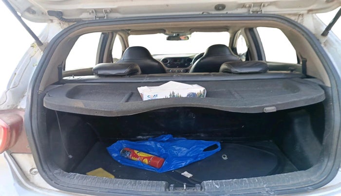 2014 Hyundai Grand i10 ASTA 1.1 CRDI, Diesel, Manual, 83,824 km, exterior