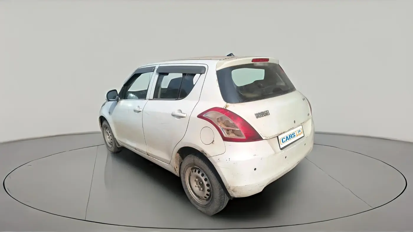 2015 Maruti Swift LXI, Petrol, Manual, 1,88,463 km, exterior