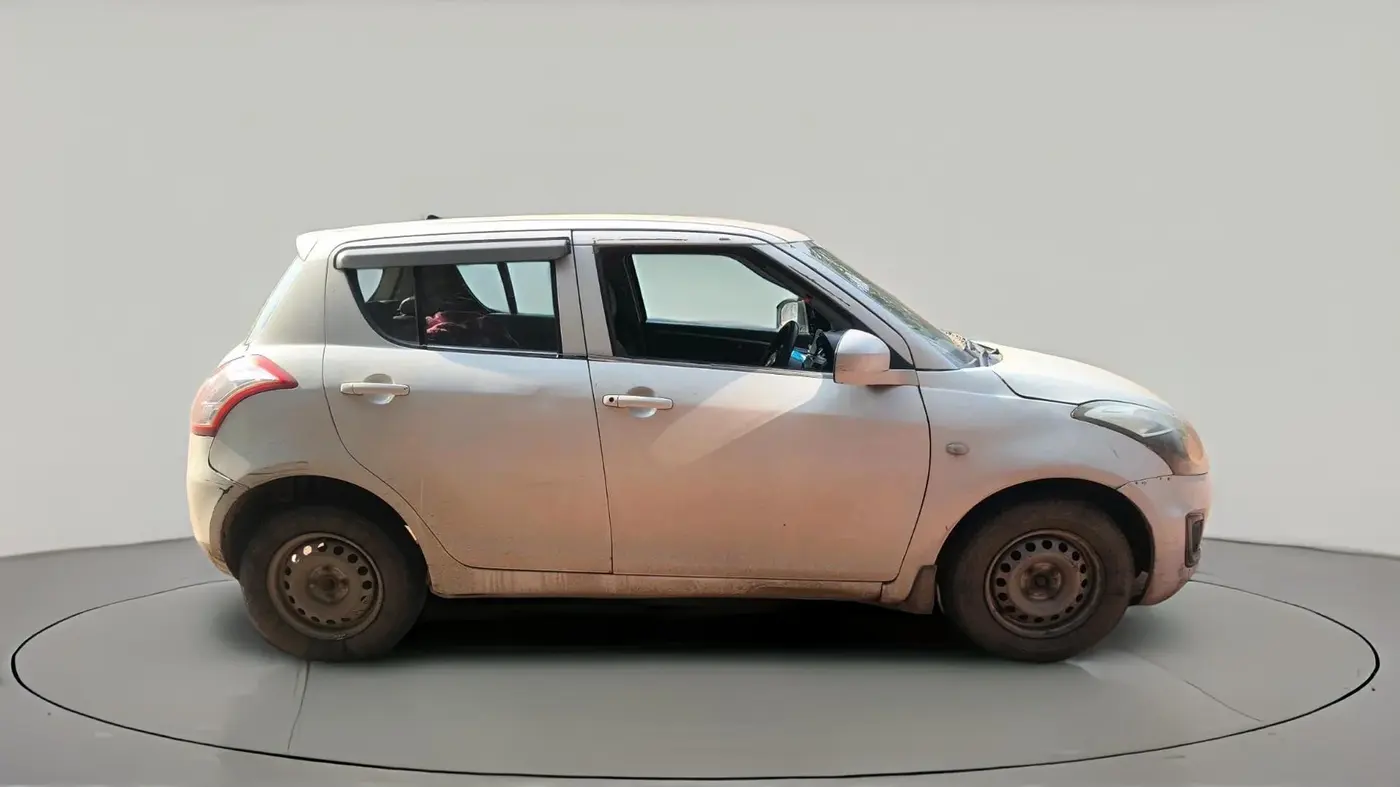 2015 Maruti Swift LXI, Petrol, Manual, 1,88,463 km, exterior