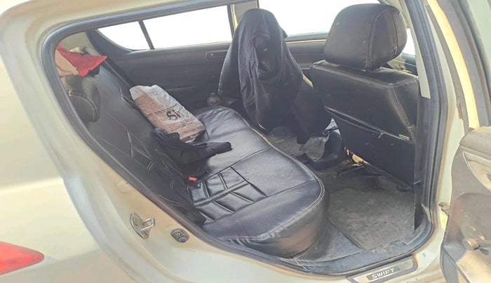 2015 Maruti Swift LXI, Petrol, Manual, 1,88,463 km, interior